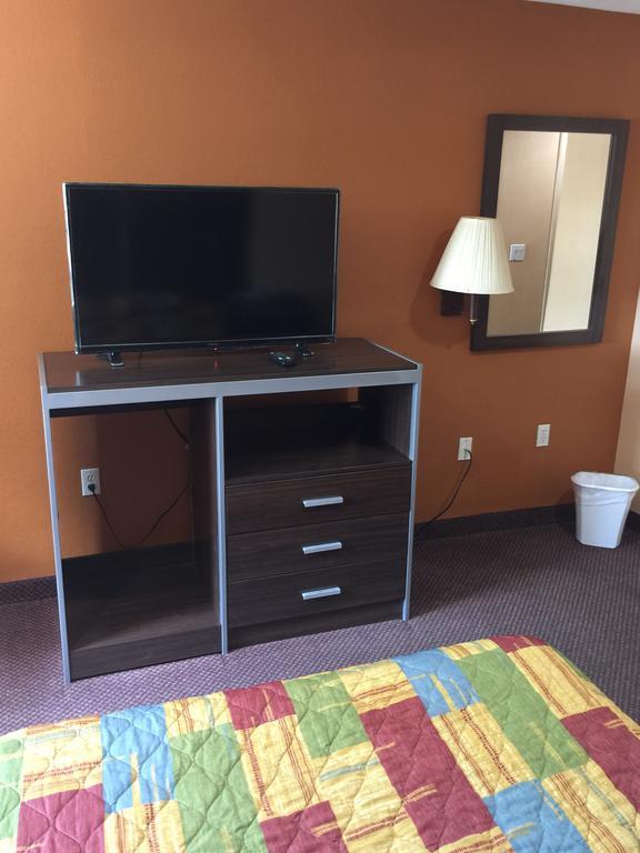 Scottish Inn & Suites Hobby Airport ヒューストン エクステリア 写真