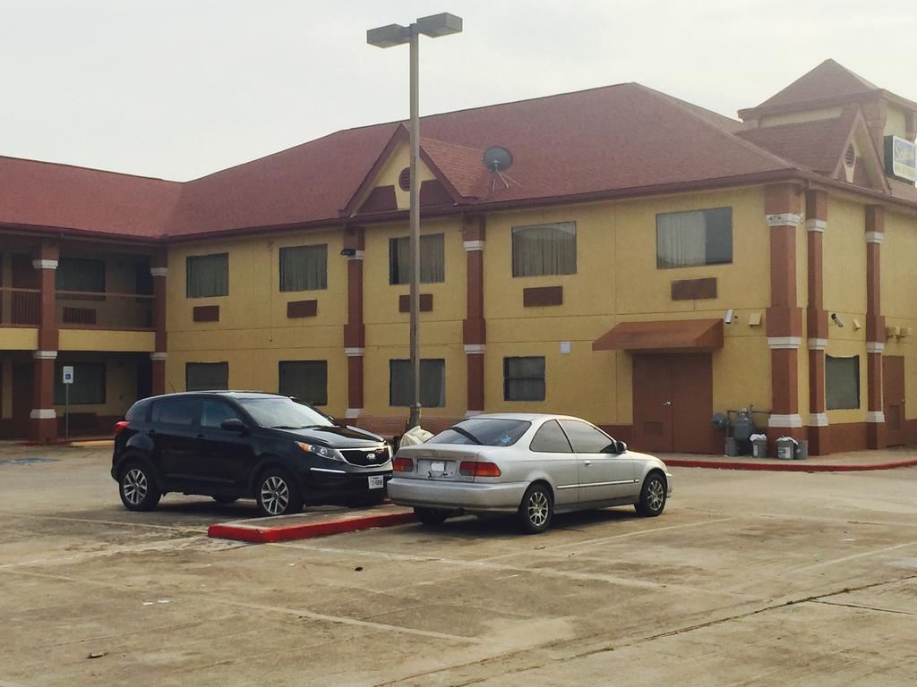 Scottish Inn & Suites Hobby Airport ヒューストン エクステリア 写真