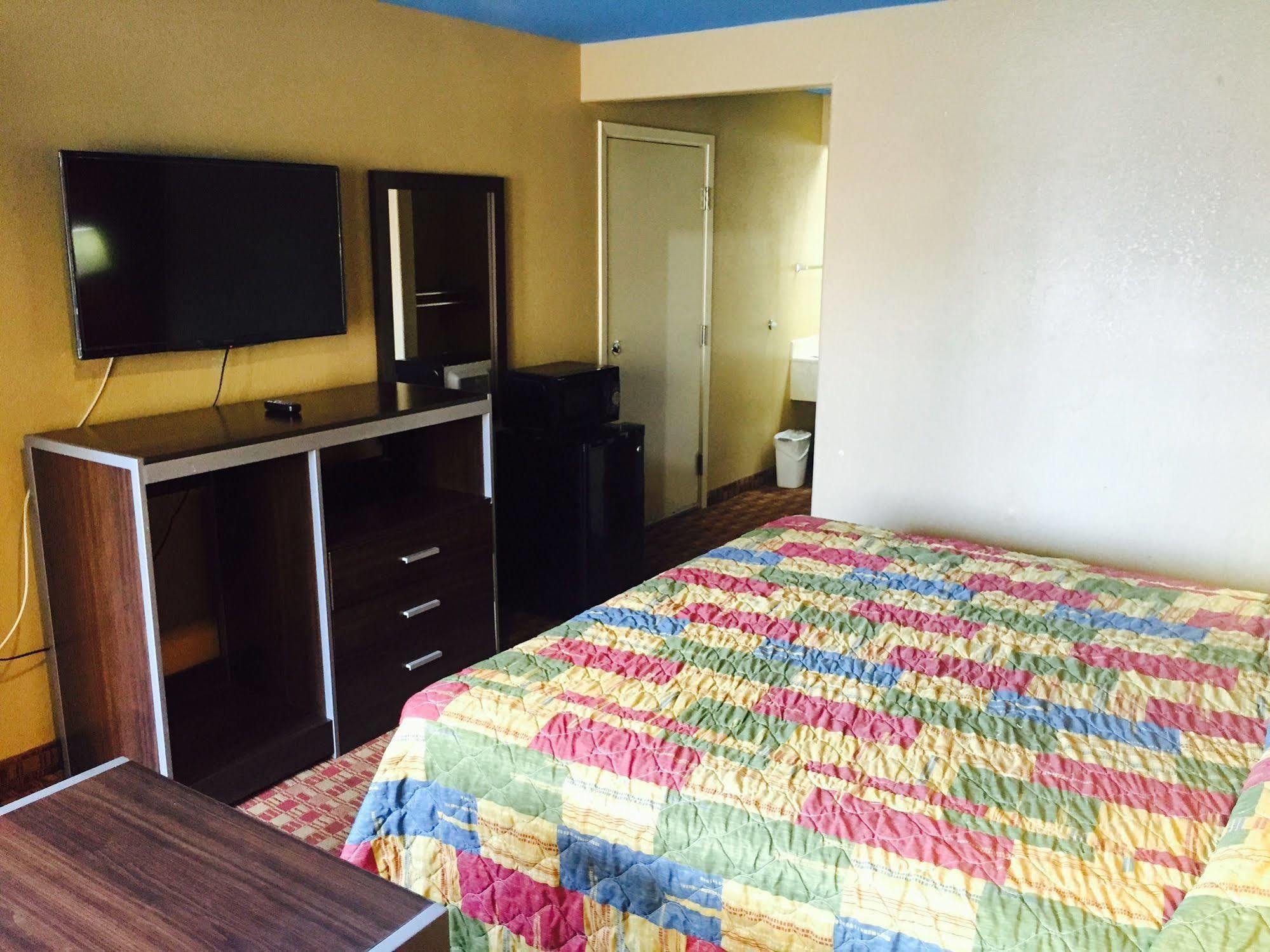 Scottish Inn & Suites Hobby Airport ヒューストン エクステリア 写真