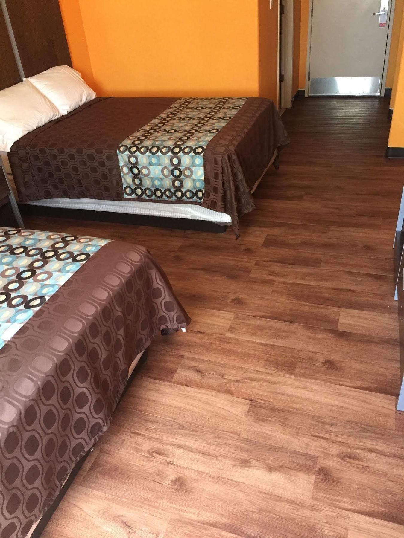 Scottish Inn & Suites Hobby Airport ヒューストン エクステリア 写真
