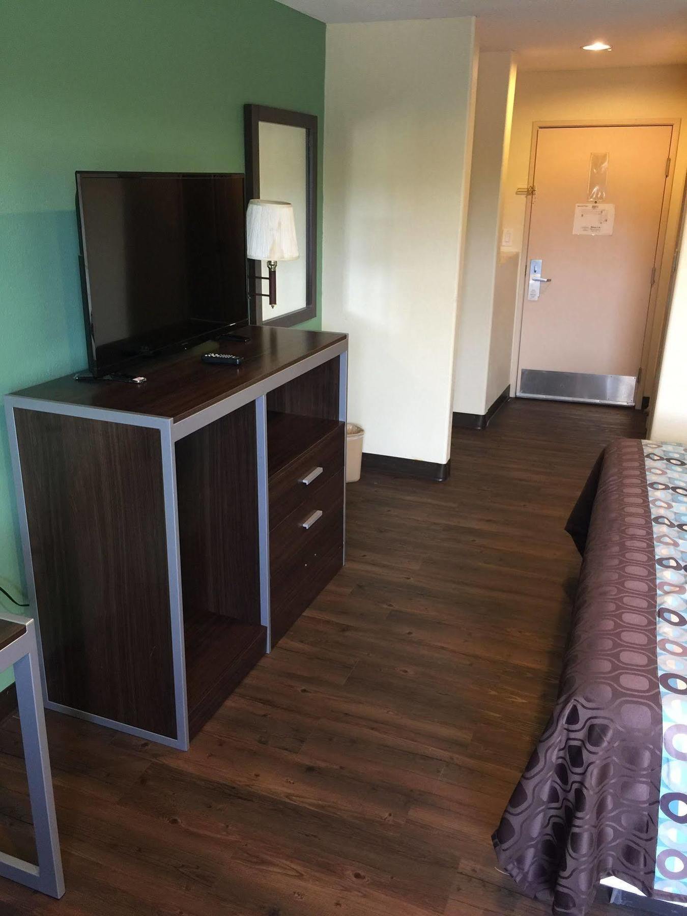 Scottish Inn & Suites Hobby Airport ヒューストン エクステリア 写真