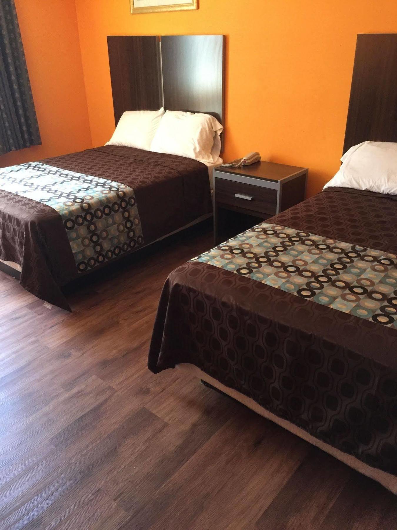 Scottish Inn & Suites Hobby Airport ヒューストン エクステリア 写真