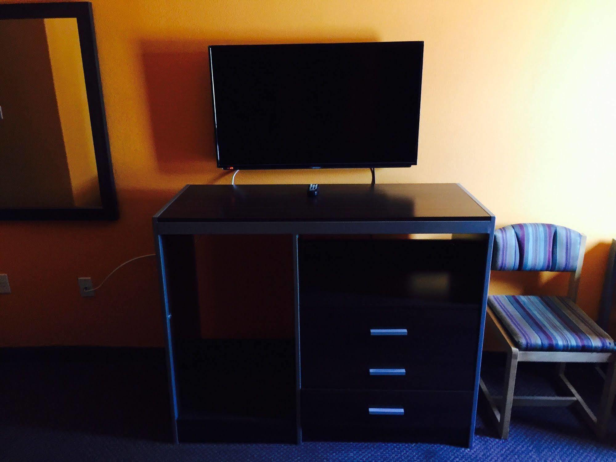 Scottish Inn & Suites Hobby Airport ヒューストン エクステリア 写真